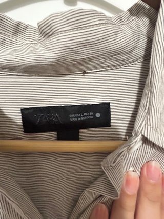 Camisa Zara Raya Diplomática Beige Talla M