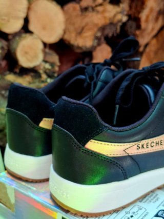 Zapatillas Skechers Negro y Dorado