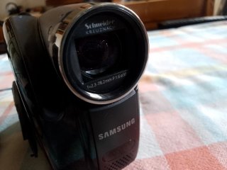 Videocamera Samsung 34x Optical Zoom