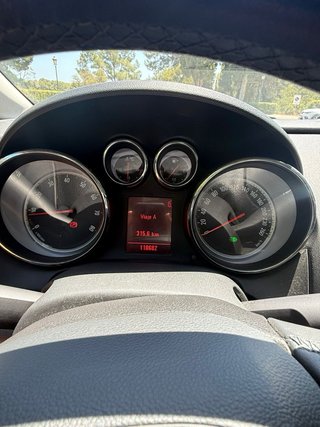 Opel Astra 2010 (PEGATINA C)