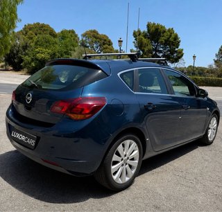 Opel Astra 2010 (PEGATINA C)