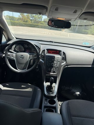 Opel Astra 2010 (PEGATINA C)