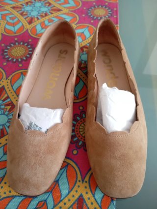 Zapatos Wonders Talla 40 Beige Nuevos