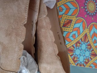 Zapatos Wonders Talla 40 Beige Nuevos