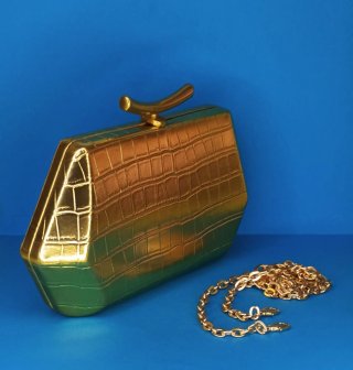 Clutch Hexagonal Piel Labrada Dorado