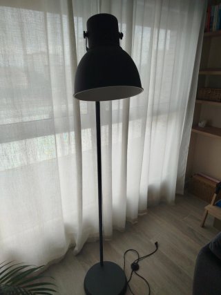 Lámpara de Pie Ikea Hektar Negra