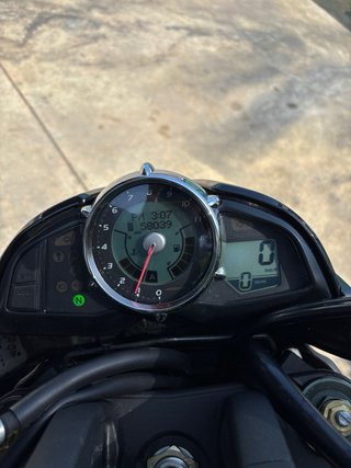 Suzuki B-King 1340 Negra 2008