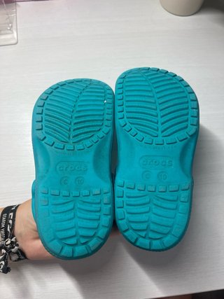 Crocs Azul Turquesa talla 10