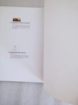 Libro Sellos, Billetes e Iconos Democracia