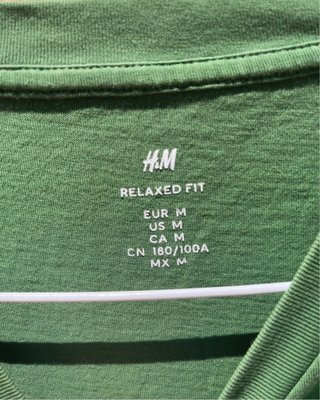 Camisa verde amplia