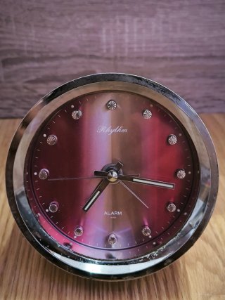 Reloj despertador Rhythm vintage