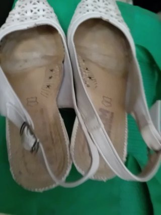 Zapatos JAM calados destalonados blancos perlado
