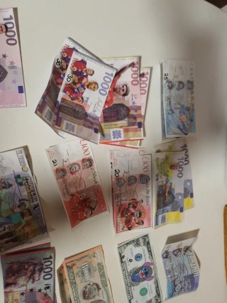 Billetes de colección: series, películas y futboli