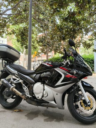 SUZUKI GSX 650 F