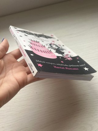 Isadora Moon celebra su cumpleaños / Isadora Mo...