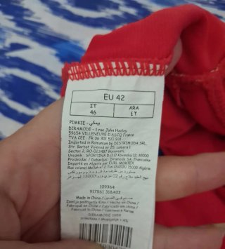 Costume da bagno intero rosso corallo con cut-out