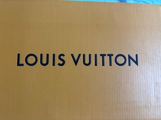 Zapatos Louis Vuitton Negros y Blancos
