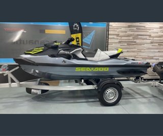 Sea Doo RXT 325 Jet Ski