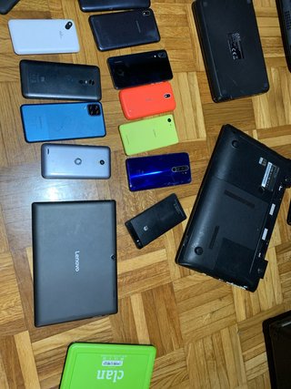 Lote PCs y Teléfonos para Piezas
