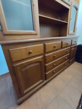 Boisserie / Vitrina de madera y cristal