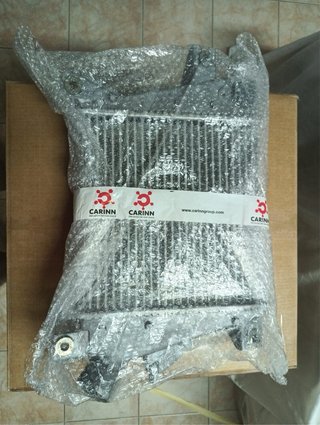 Intercooler desmontado de Nissan Xtrail del 2003