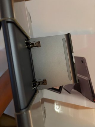 Lenovo Tab Plus Tablet Negra