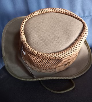 Sombrero Rogue 304 algodón de 510 gr. con rejilla