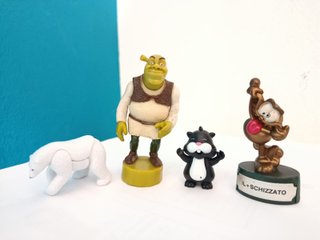 Lotto Statuine Personaggi Vari