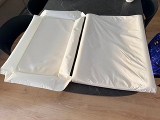 Colchones cambiador bebé blanco