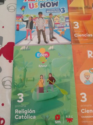 Libros 3 primaria. SM revuela y Oxford
