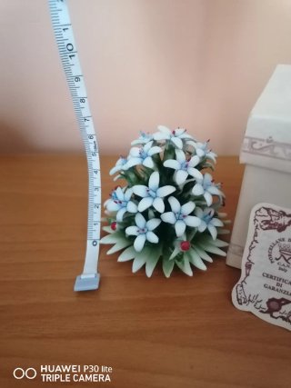 Bouquet Porcellana Capodimonte Fiori Azzurri