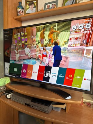 Televisor LG 43UH668V