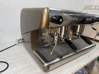 Cafetera café industrial Futurmat F3 1año garantía