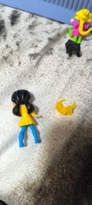 Muñecas pequeñas con accesorios