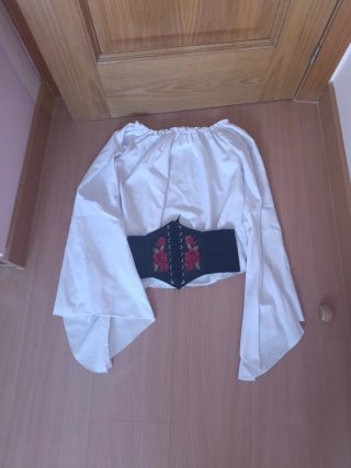 Precioso Disfraz Pirata Mujer Talla M con corpiño