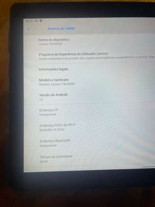 Tablet Lenovo com capa