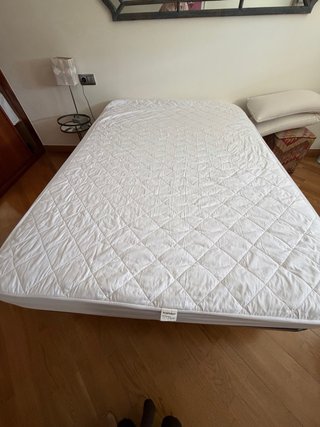 Cama 1.40m con colchón viscoelástico