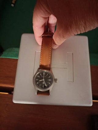 Reloj Hamilton Cuero Marrón,auténtico, medidas 33