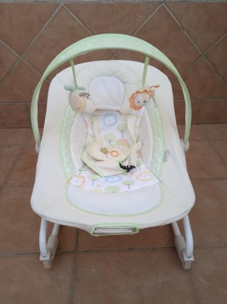 Hamaca para bebé con arco de juegos