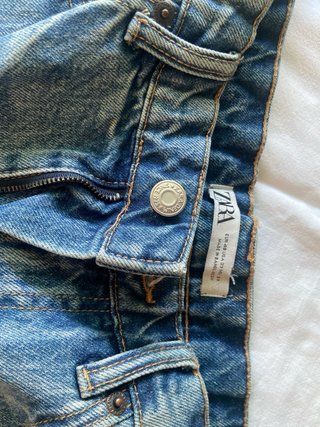 Pantalones cortos vaqueros Zara chica