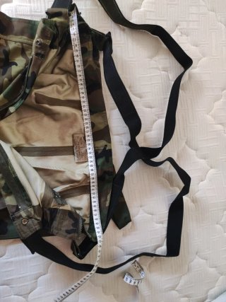 Conjunto militar pantalón y chaqueta