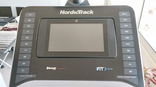 Elíptica NordicTrack FS7i FreeStride Trainer