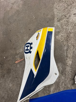 Chapas Husqvarna 300