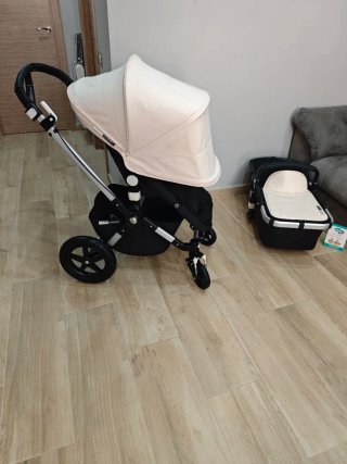 Bugaboo Camaleón 3 Negro y Marfil impecable