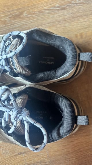 Balenciaga Triple S Beige/Negro Talla 36