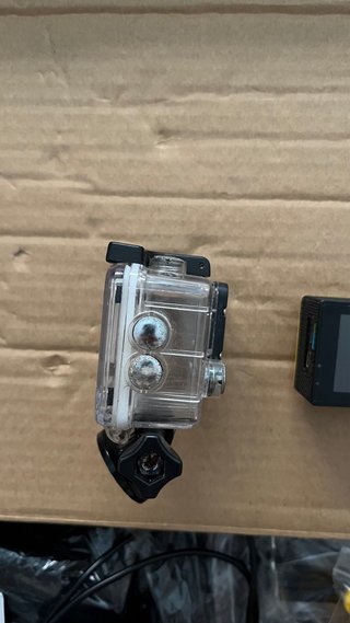 Cámara de Acción con más de 50 accesorios.