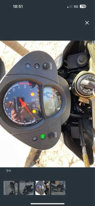 Kawasaki ER-6N ABS Negra y Dorada
