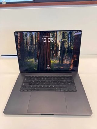 MacBook Pro 16 M4 Pro Space Gray