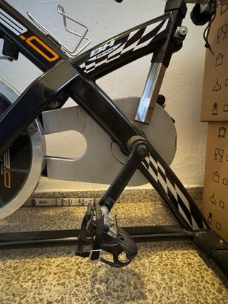 Bicicleta Estática BH Fitness SB 2.0