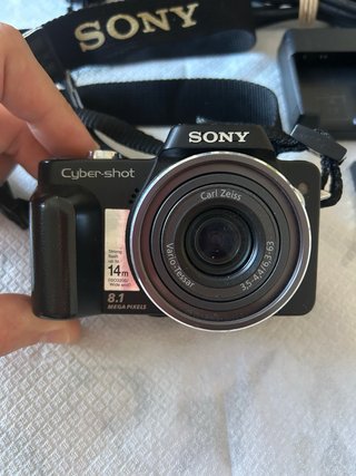 Cámara Sony Cyber-shot DSC-H3 + Accesorios.